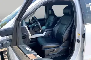 Ford F-250 Super Duty 2018 4x4 Lariat 4dr Crew Cab 8 ft. LB Pickup