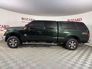 Ford F-250 Super Duty 2016 4x4 Lariat 4p Puerta Cábina Tripla 6.8 pies SB Camion