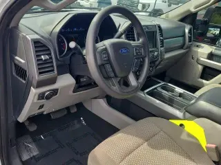 Ford F-250 Super Duty 2019 4x4 King Ranch 4dr Crew Cab 6.8 ft. SB Pickup