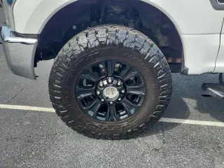 Ford F-250 Super Duty 2019 4x4 King Ranch 4dr Crew Cab 6.8 ft. SB Pickup