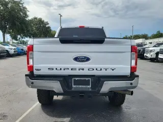 Ford F-250 Super Duty 2019 4x4 King Ranch 4dr Crew Cab 6.8 ft. SB Pickup