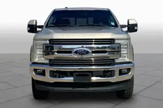 Ford F-250 Super Duty 2017 4x4 Lariat 4p Puerta Doble Cabina de Tripulación 6.8 ft. CA Pick-up