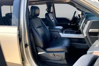Ford F-250 Super Duty 2017 4x4 Lariat 4p Puerta Doble Cabina de Tripulación 6.8 ft. CA Pick-up