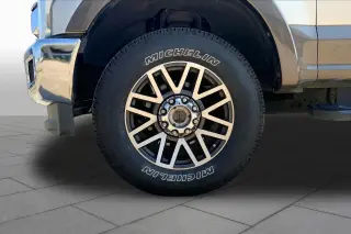 Ford F-250 Super Duty 2017 4x4 Lariat 4p Puerta Doble Cabina de Tripulación 6.8 ft. CA Pick-up