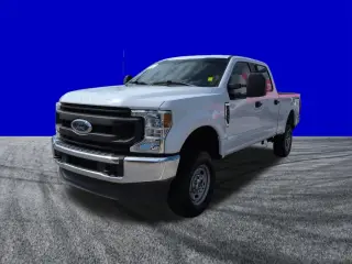 Ford F-250 Super Duty 2021 4x4 XL Cabina Doble 4p 6.8 pies ST Camioneta
