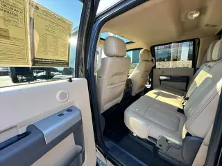 Ford F-250 Super Duty 2014 4x4 Lariat 4p Cab Camioneta de 6.8 pies ST