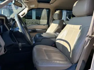 Ford F-250 Super Duty 2014 4x4 Lariat 4p Cab Camioneta de 6.8 pies ST