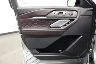 Ford Explorer 2025 AWD Platinum 4p SUV