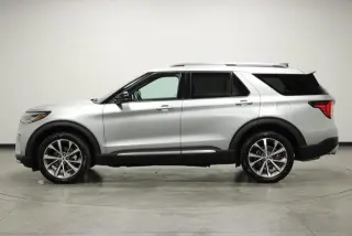 Ford Explorer 2025 AWD Platinum 4p SUV