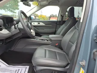 Ford Explorer 2025 AWD Activo 4p SUV