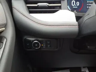 Ford Explorer 2025 AWD Activo 4p SUV