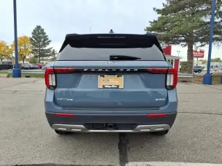 Ford Explorer 2025 AWD Activo 4p SUV