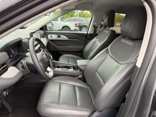 Ford Explorer 2025 AWD Active 4dr SUV