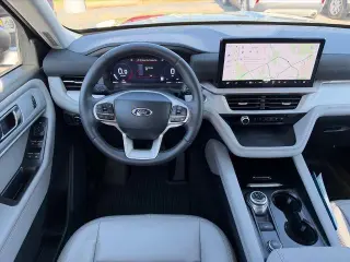 Ford Explorer 2025 Active 4p SUV