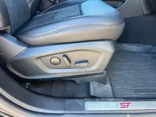 Ford Explorer 2023 AWD ST-Line 4dr SUV