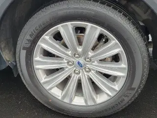Ford Explorer 2023 AWD Limited 4p SUV