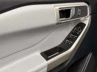 Ford Explorer 2023 4x4 XLT 4p SUV