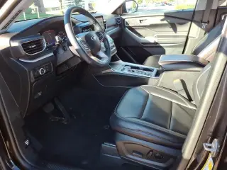 Ford Explorer 2023 AWD XLT 4dr SUV