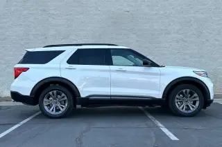 Ford Explorer 2023 AWD XLT 4dr SUV