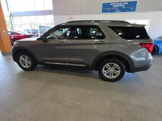 Ford Explorer 2023 AWD XLT 4dr SUV