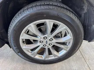 Ford Explorer 2024 AWD XLT 4dr SUV