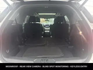 Ford Explorer 2023 AWD XLT 4dr SUV