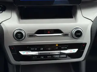 Ford Explorer 2023 4x4 XLT 4p SUV