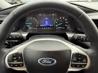 Ford Explorer 2023 4x4 XLT 4p SUV