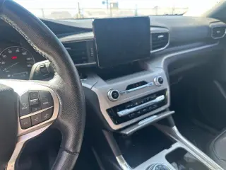 Ford Explorer 2023 AWD XLT 4dr SUV