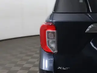 Ford Explorer 2024 AWD XLT 4p SUV