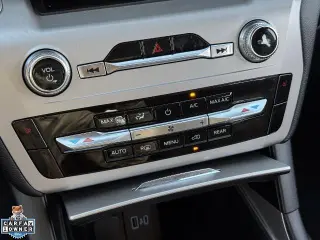 Ford Explorer 2023 AWD XLT 4dr SUV