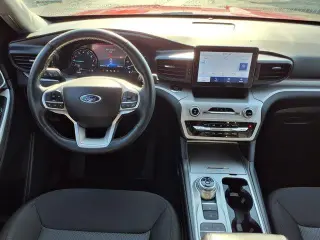 Ford Explorer 2024 XLT 4p SUV