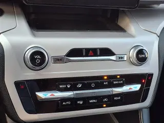 Ford Explorer 2024 XLT 4p SUV