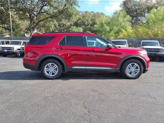 Ford Explorer 2024 XLT 4p SUV