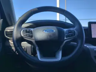 Ford Explorer 2023 XLT 4p SUV