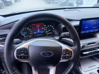 Ford Explorer 2023 XLT 4dr SUV