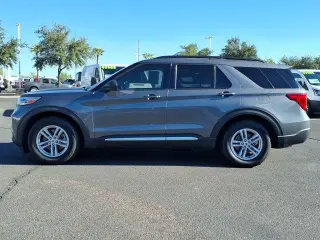 Ford Explorer 2023 XLT 4p SUV