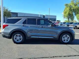 Ford Explorer 2023 XLT 4p SUV