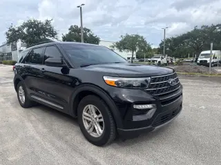 Ford Explorer 2023 XLT 4p SUV