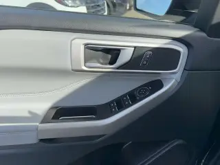 Ford Explorer 2024 XLT 4dr SUV