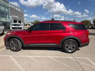 Ford Explorer 2023 XLT 4p SUV