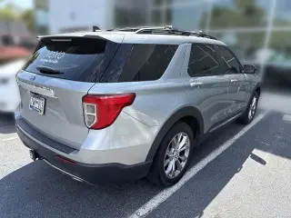 Ford Explorer 2023 XLT 4p SUV