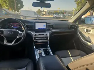 Ford Explorer 2023 XLT 4dr SUV