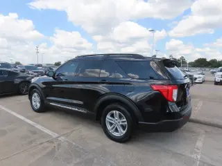 Ford Explorer 2023 XLT 4p SUV