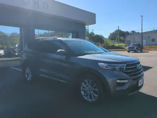 Ford Explorer 2023 XLT SUV de 4 puertas