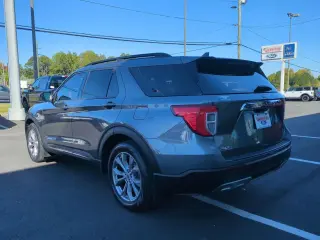 Ford Explorer 2023 XLT SUV de 4 puertas