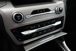 Ford Explorer 2023 XLT 4dr SUV