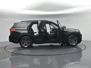 Ford Explorer 2023 XLT 4dr SUV