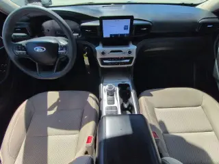 Ford Explorer 2024 Base 4dr SUV