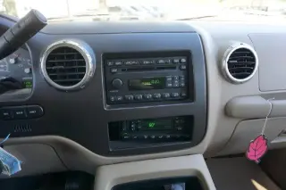 Ford Expedition 2004 Eddie Bauer 4dr SUV